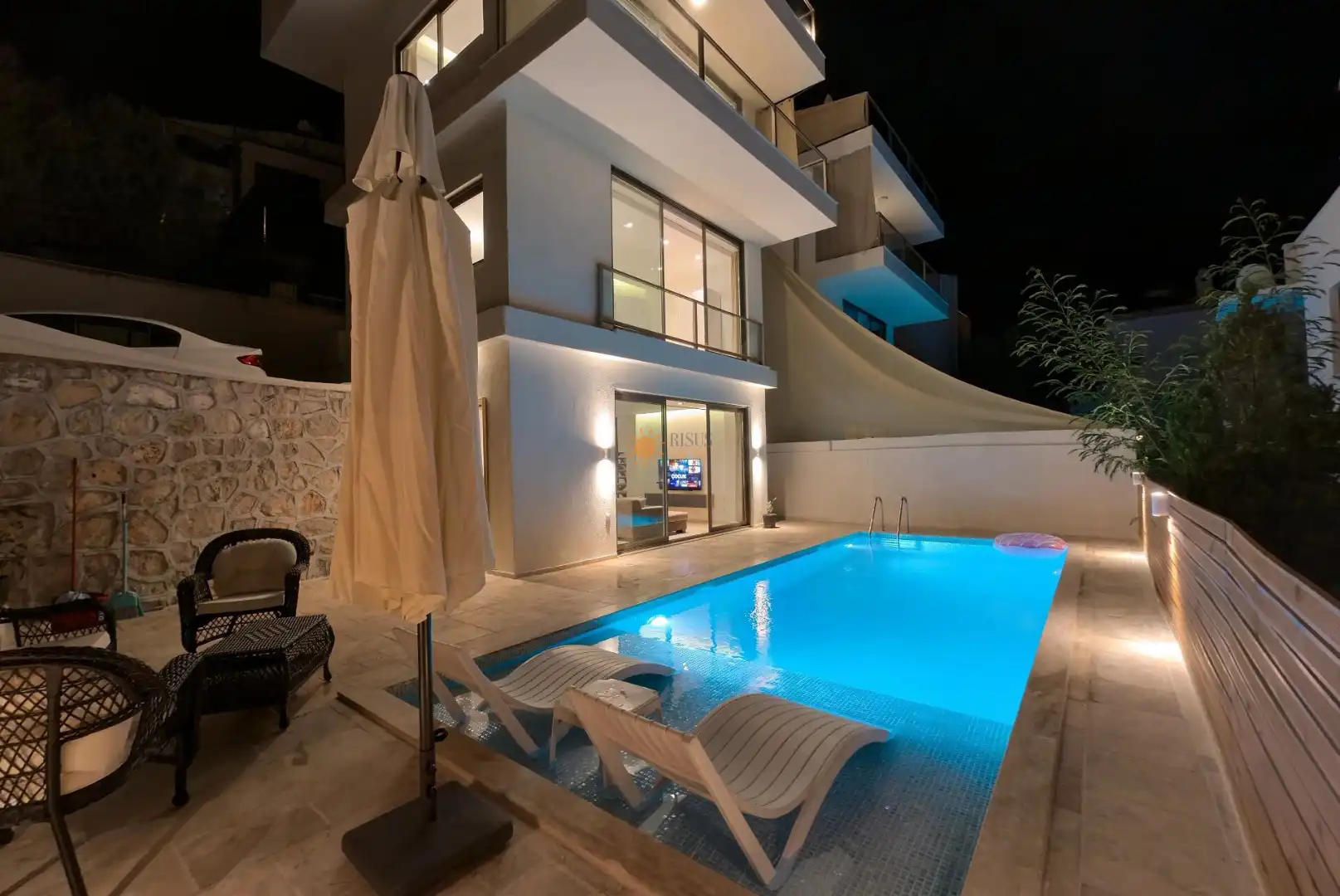 Villa Hyper 2