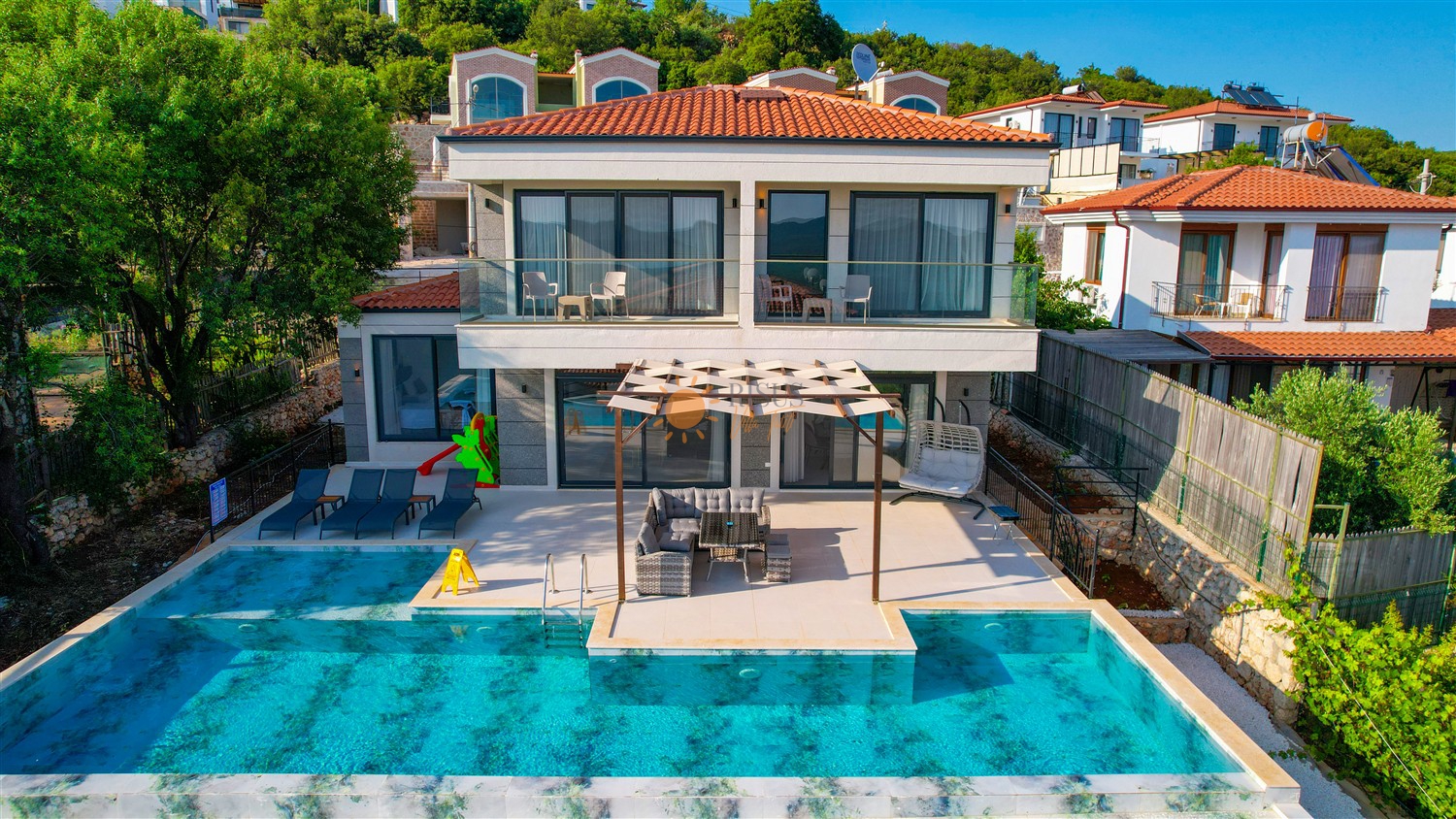 Villa Aera 2