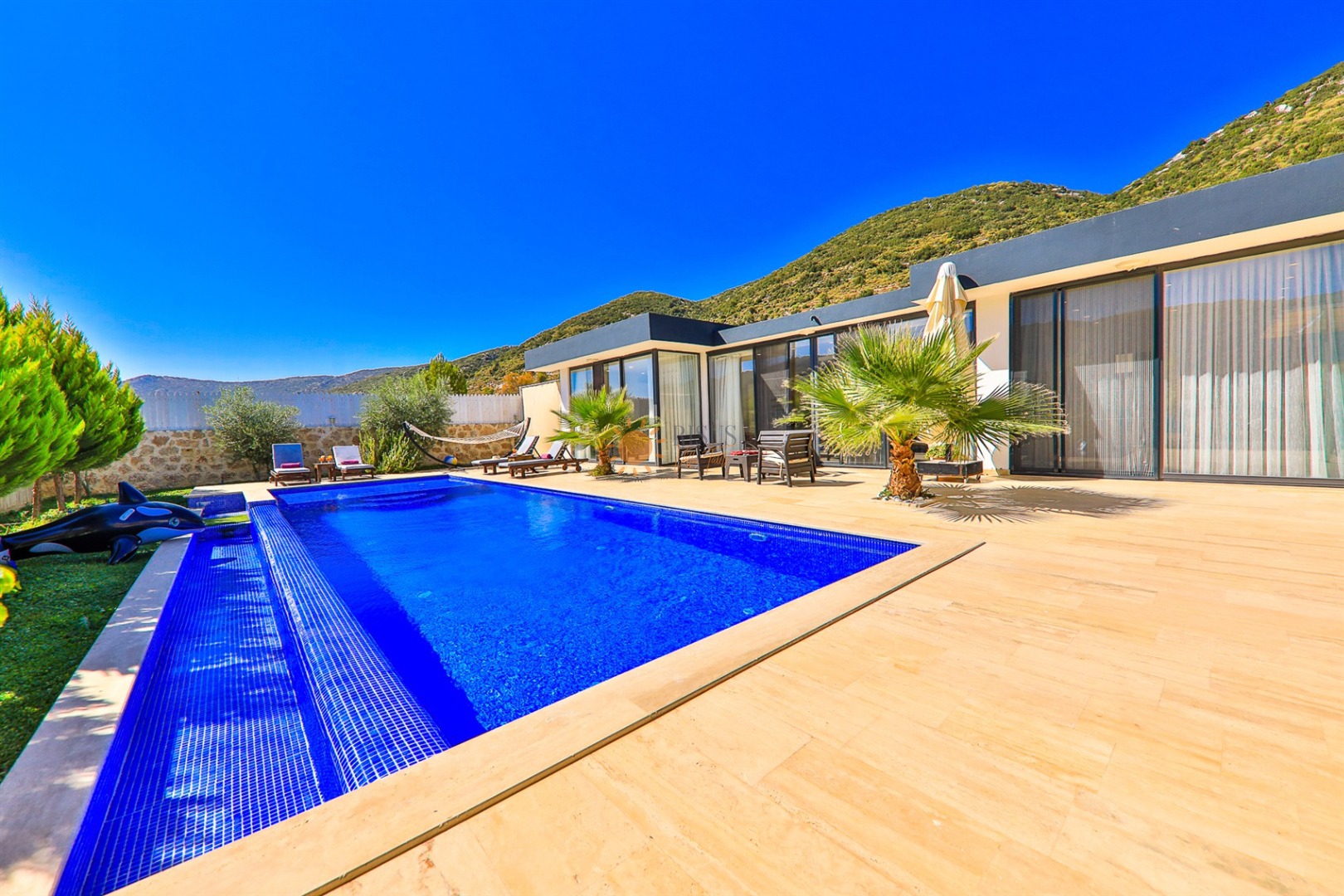 Villa Denver