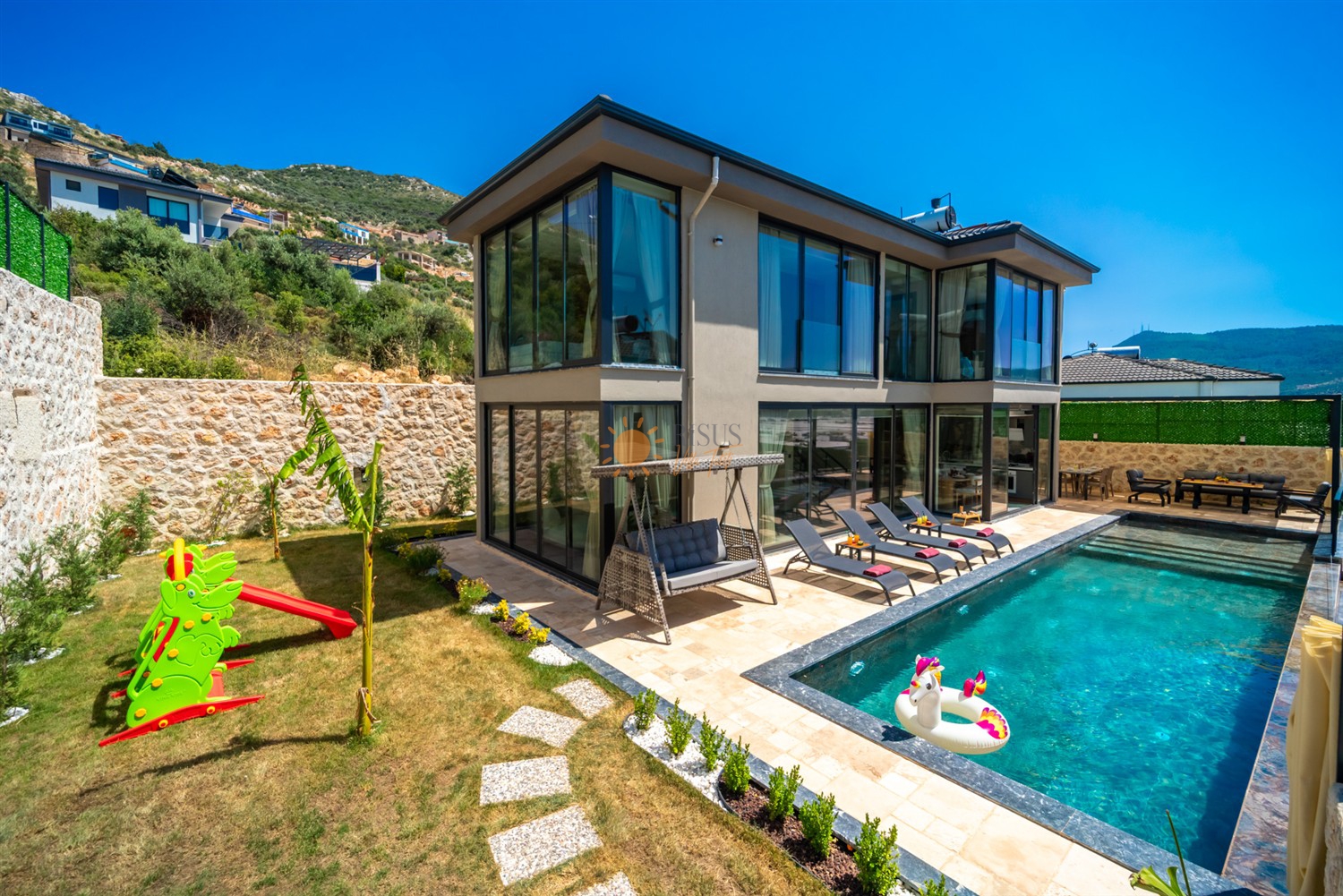 Villa Lessie 2