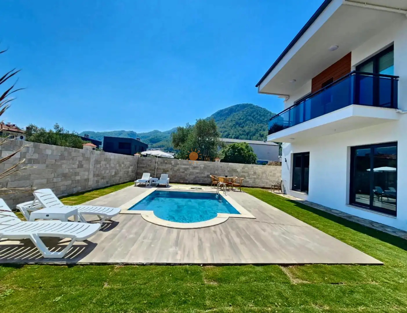 Villa Clow 2