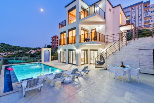 Villa Lycia