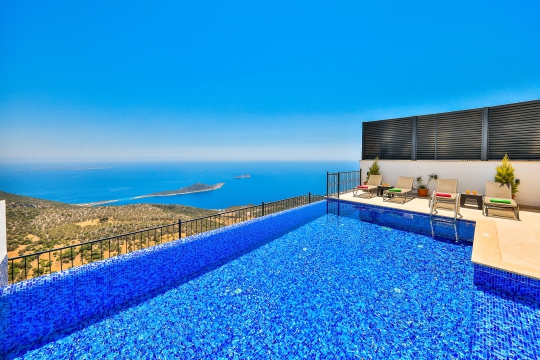 Villa Vellas 1