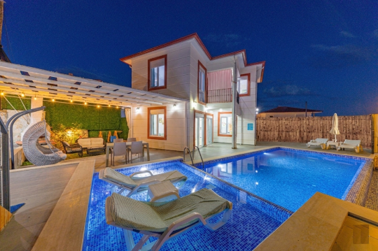 Villa Myola