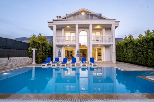 Villa Amaras