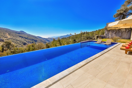 Villa Apex 6