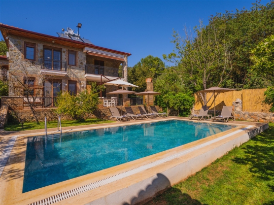 Villa Rock Manor