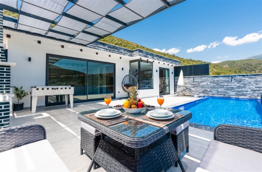 Villa Shores