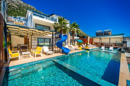Villa Elantra
