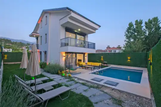 Villa Jose 2