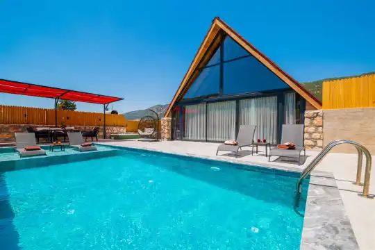 Villa Raki 2