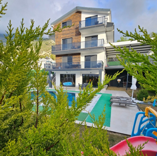 Villa Elon E