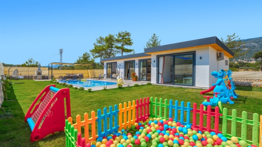 Villa Space