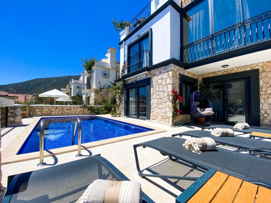 Villa Tarya