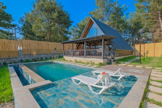 Villa Pelentri 2