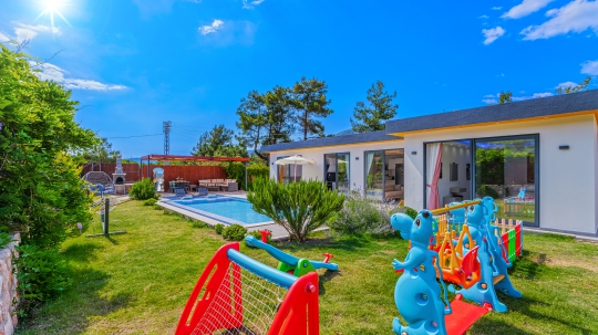 Villa Space