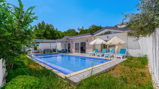 Villa Arcee 3