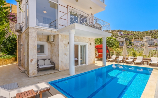 Villa Whitestar