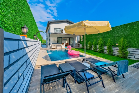 Villa Akron