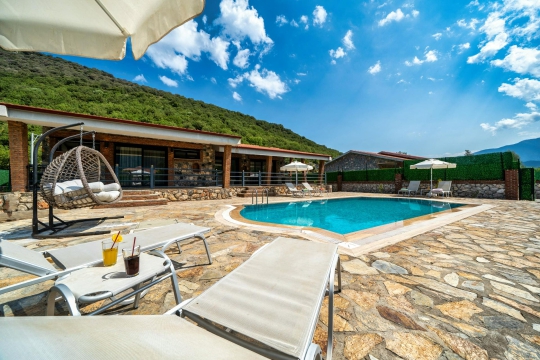 Villa Quarry