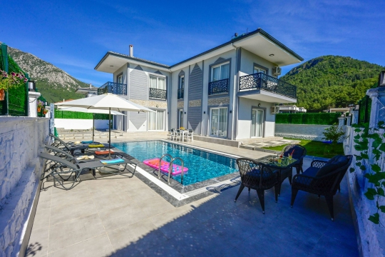 Villa Lero 2