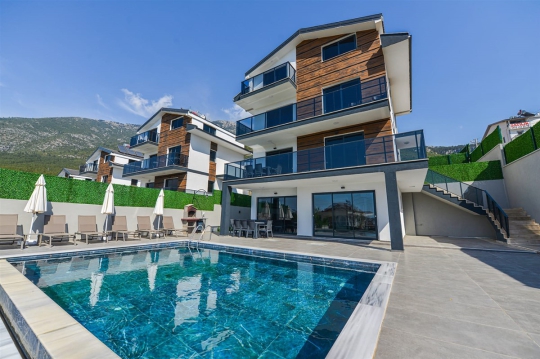Villa Elon B