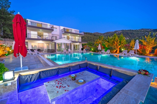 Villa Meros