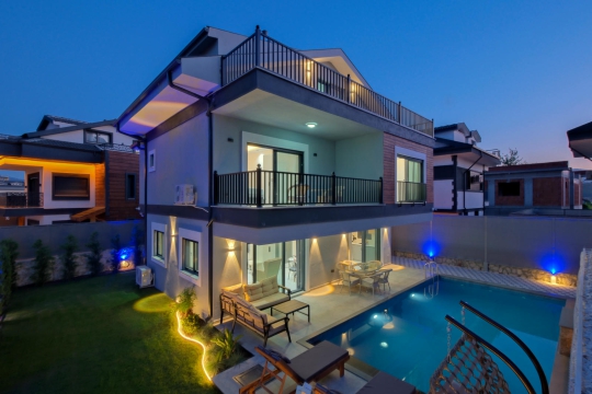 Villa Black Day 2