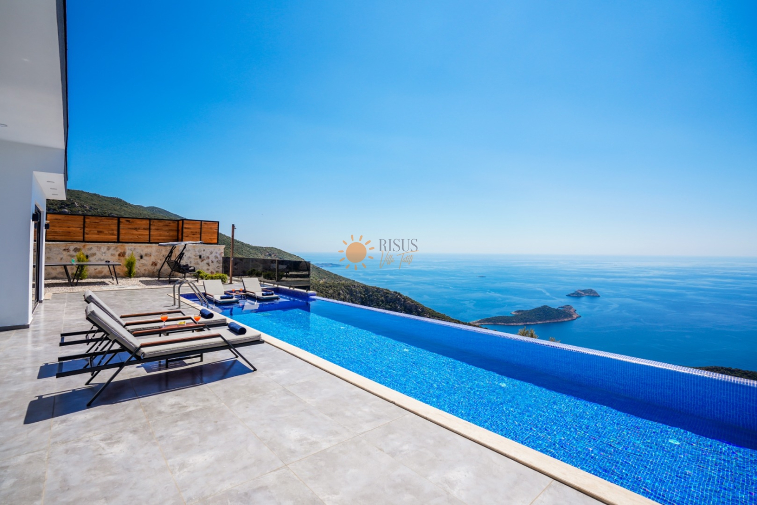 Villa Spike
